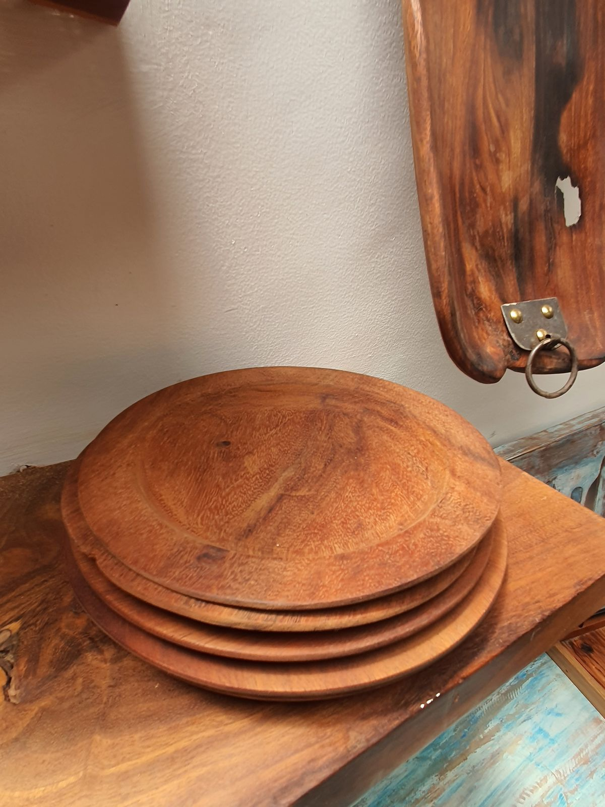 Mugavu Plates