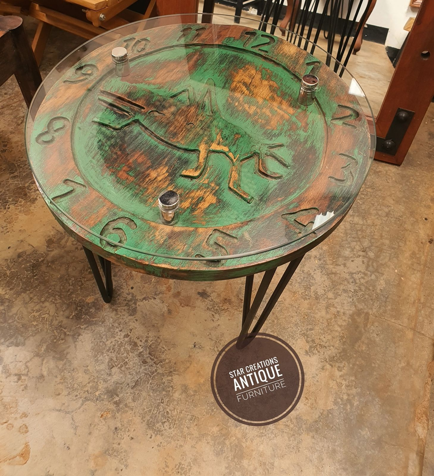 Grasshopper Clock Table