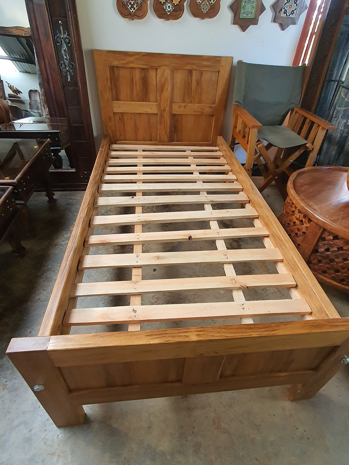 Black Nongo 3x6ft bed